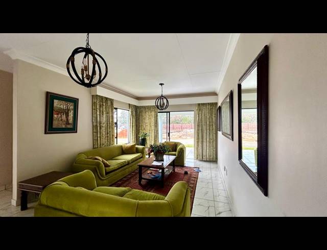 3 BEDROOM HOUSE FOR SALE IN HEATHERVIEW